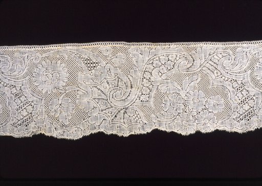 Lace Borders