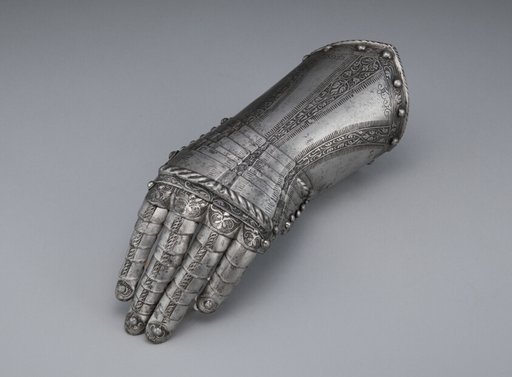 Fingered Gauntlet for the Left Hand
