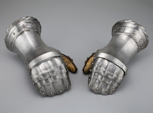 Pair of Mitten Gauntlets