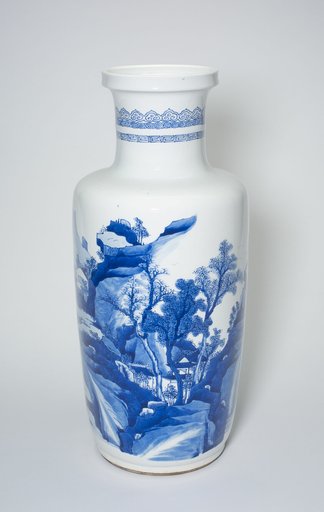 Baluster Vase with Figures and Pavillions amid Moutaineous Landscape