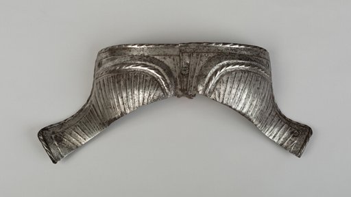 Cantle Plate
