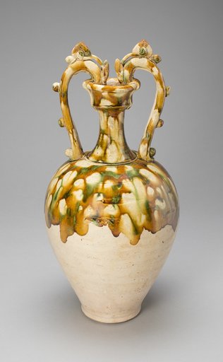 Dragon-Handled Amphora 三彩双龙耳瓶