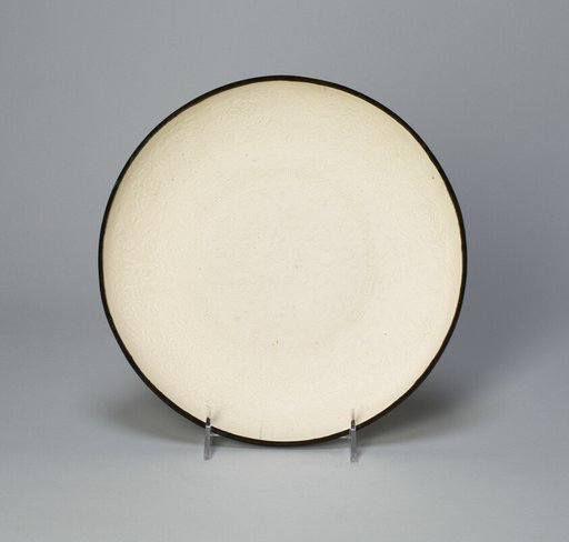 Dish with with Lotus, Saggataria, Mallow, and Peony