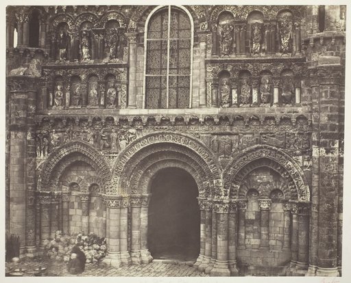 Notre Dame de Poitiers (Vienne), West Facade