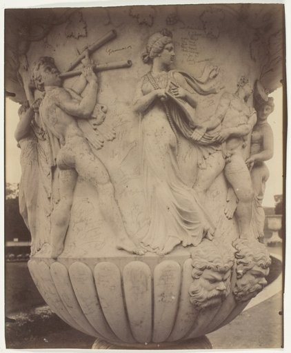 Versailles, Vase (Detail)