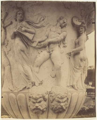 Versailles, Vase (Detail)