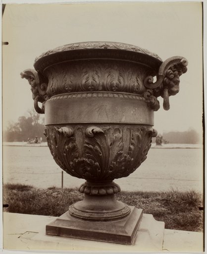 Versailles, Vase par Ballin