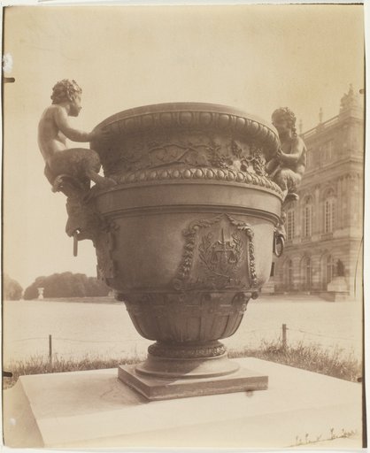 Versailles, Vase par Ballin