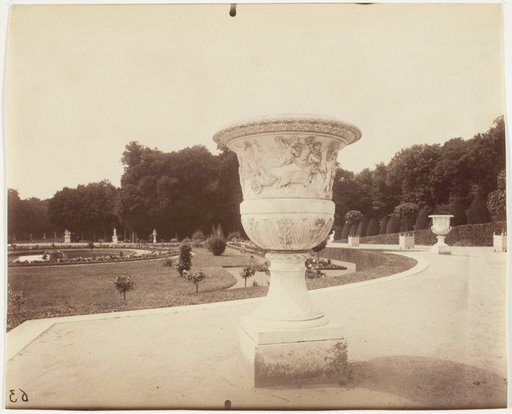 Versailles, Vase par Cornu