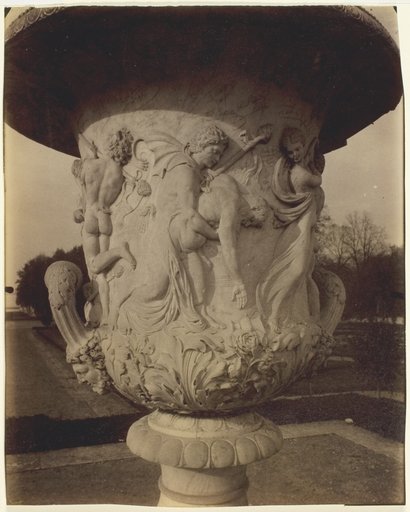 Versailles, Vase par Cornu