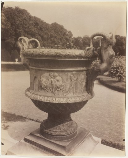 Versailles, Vase par Ballin