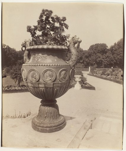 Versailles, Vase par Ballin