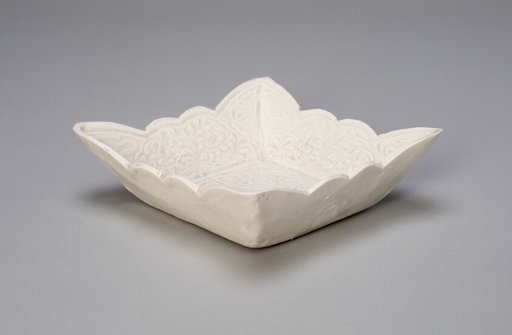 Foliate Square Dish