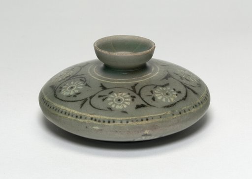Oil Bottle with Chrysanthemum Flower Heads