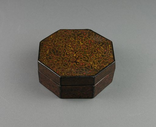 Octagonal Marbled Lacquer Box