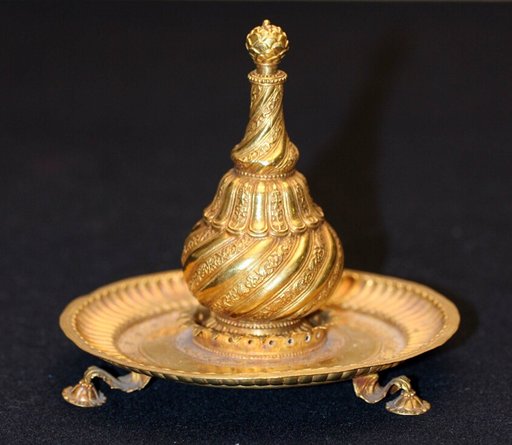 Perfume Bottle (Attardan) and Tray
