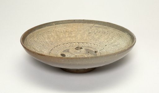 Dish with Chrysanthemum Motif