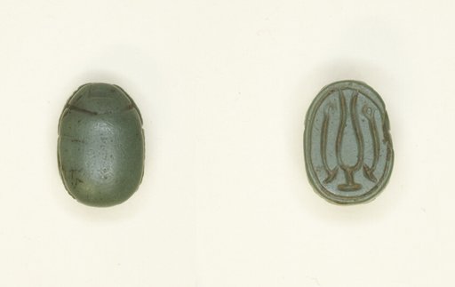 Scarab: Hieroglyphs (Hs-vessel and wAs-Scepters)