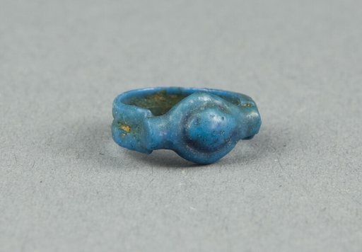 Ring: Oval
