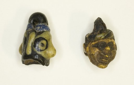 Head Pendants