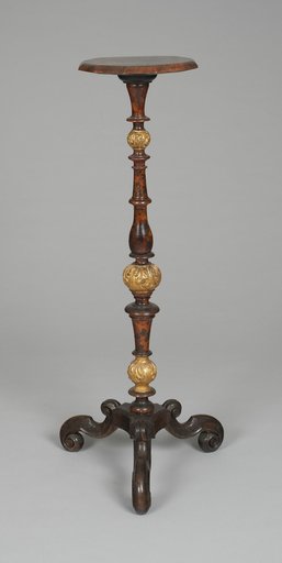 Candlestand