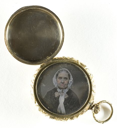 Untitled (Locket)