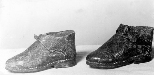 Doll's Shoes
