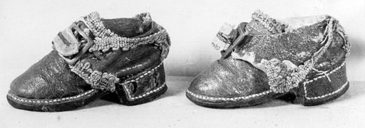 Doll's Shoes
