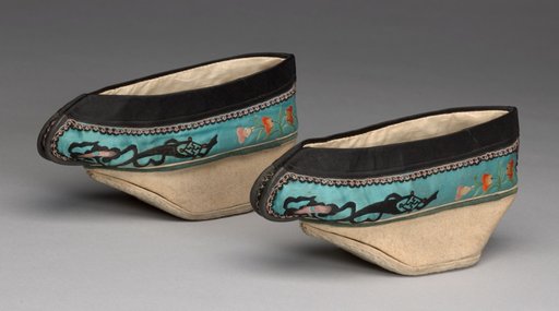 Woman's Shoes