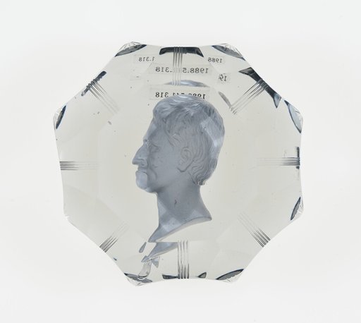Paperweight