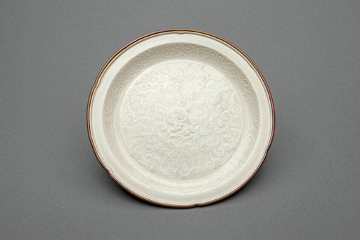Lobed Dish with Sylized Peony Scrolls and Key-Fret Border