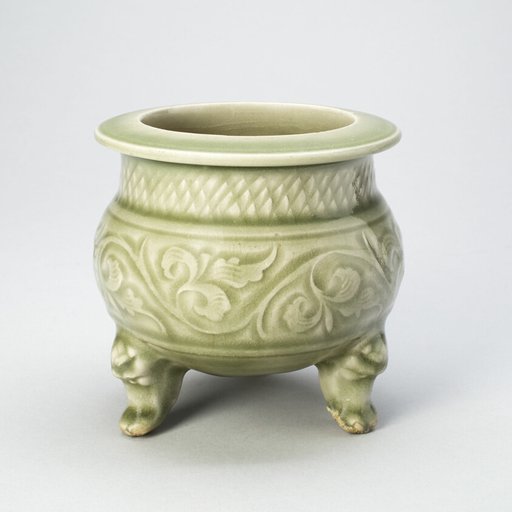 Tripod Incense Burner (Censer) with Peony-Leaf Scrolls, Netlike Petals, and Masklike Legs