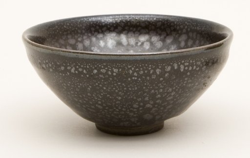 Tea Bowl with "Oil Spot" Markings