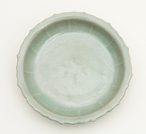 Foliate and Lobed Dish with Floral Sprays
