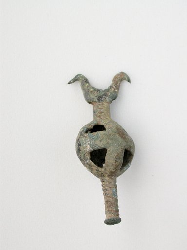 Double Birds on Openwork Sphere with Post