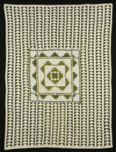 Bedcover ("Flying Geese" Quilt)