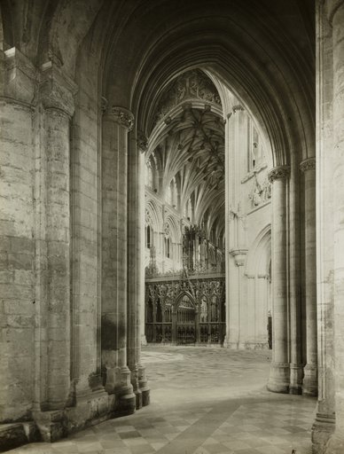 Ely Cathedral: Octagon from South Aisle