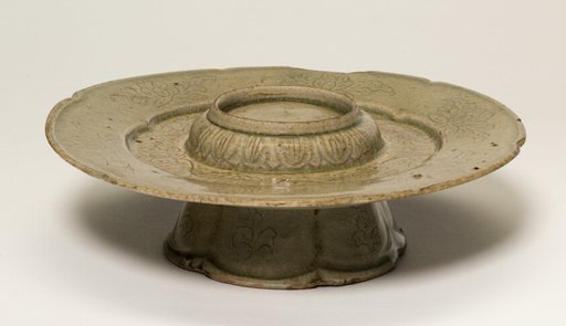 Cup Stand with Floral Design