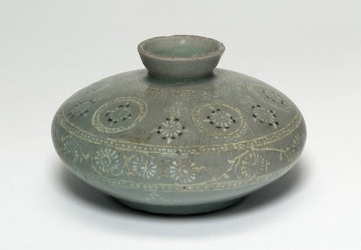 Oil Bottle with Chrysanthemum Flower Heads