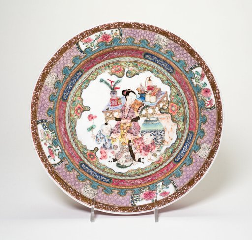 Ruby-Back Famille-Rose Dish