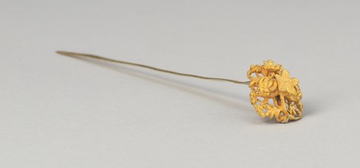 Hairpin with Vine Scroll, with Melons, Star-shaped Leaf, and Blossoms