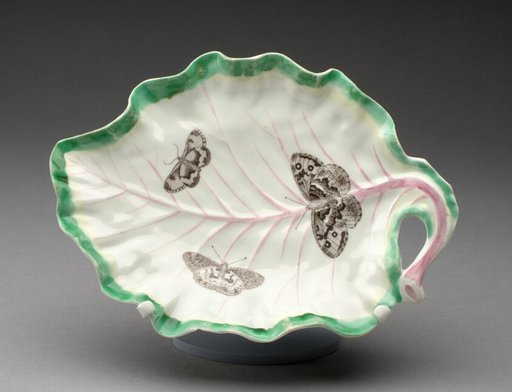 Tobacco Leaf Dish