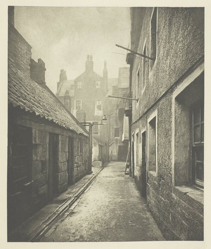 Close No. 115 High Street
