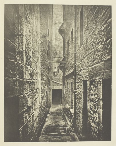 Close No. 61 Saltmarket