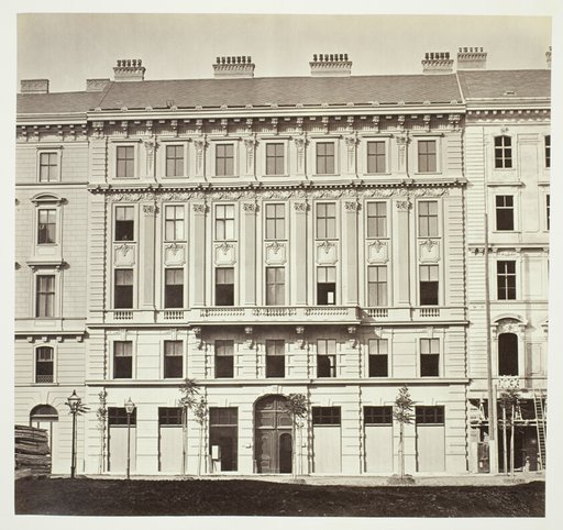 Kolowrat-Ring No. 10, Wohnhaus der Frau C. Hoffmann