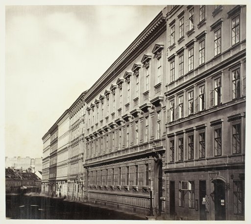 Berggasse No. 16, Palais des Grafen Georg Festetics de Tolna
