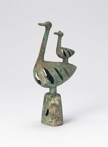 Pole Top with Double Bird-Shaped Bell (one of pair)