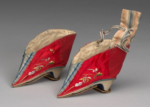 Woman's Shoes