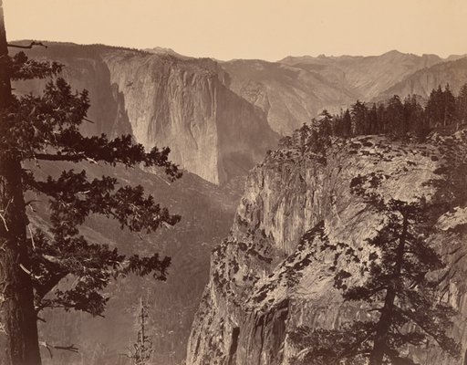 First View of Yosemite Valley from the Mariposa Trail
