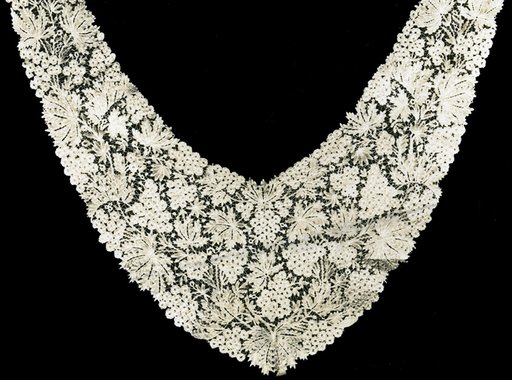 Cape Collar